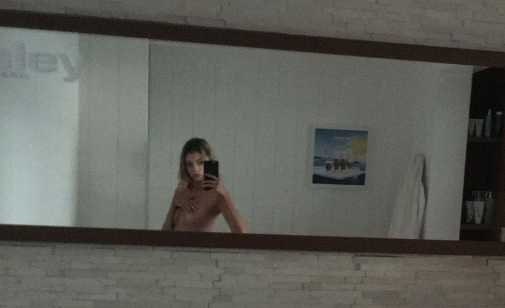 Stella Maxwell Nude Leaked Naked (13)