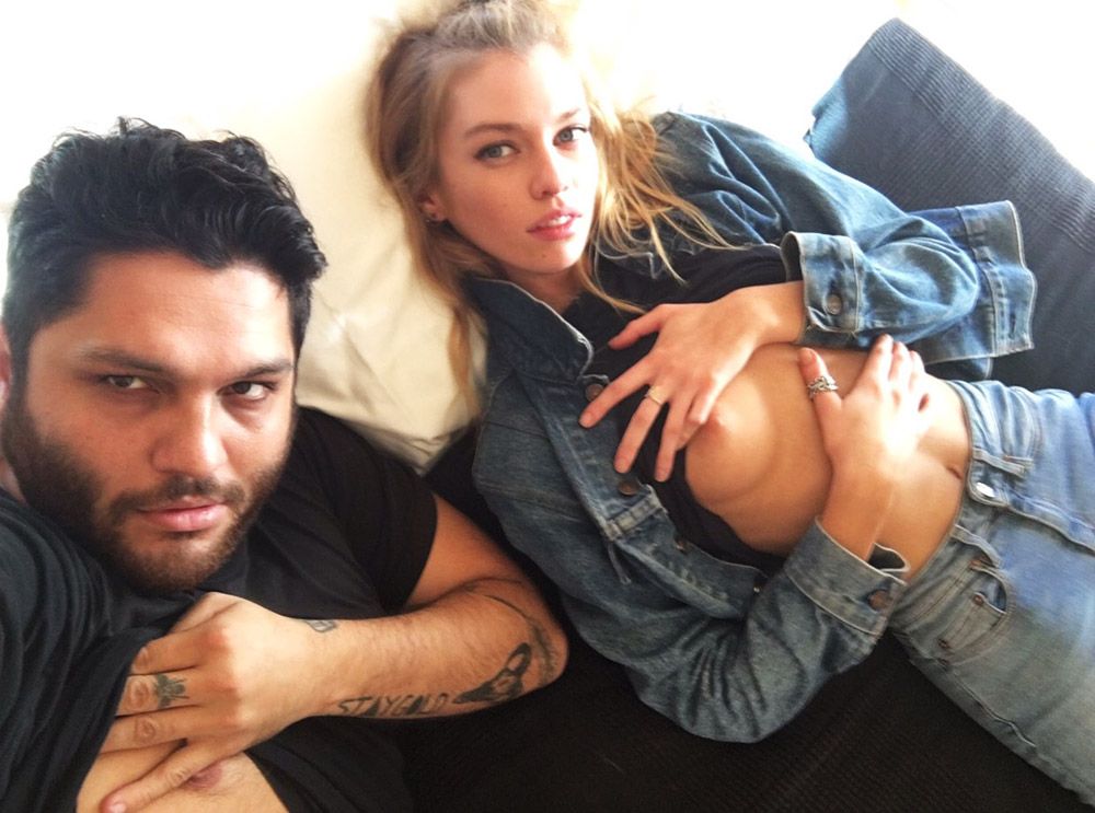 Stella Maxwell Nude Leaked Naked (23)