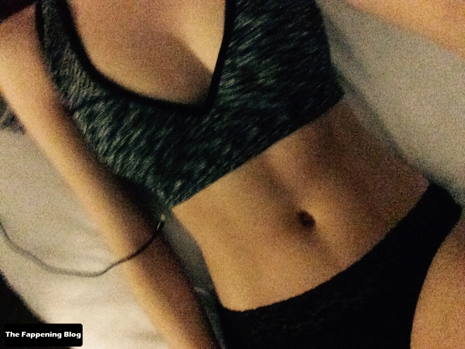 Eden Taylor Draper Nude & Sexy Leaked The Fappening 0011