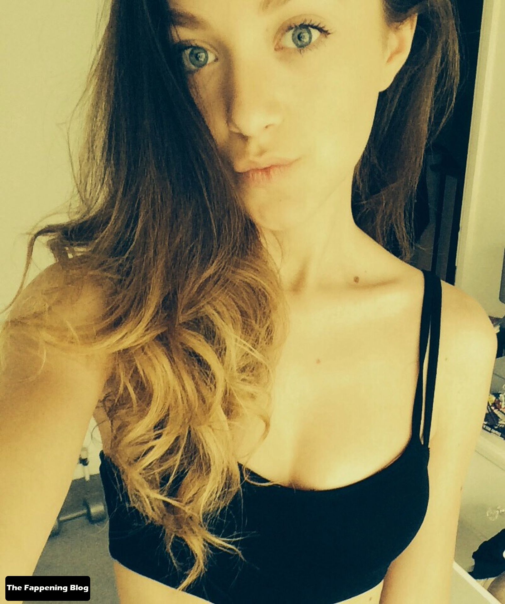 Eden Taylor Draper Nude & Sexy Leaked The Fappening 0015