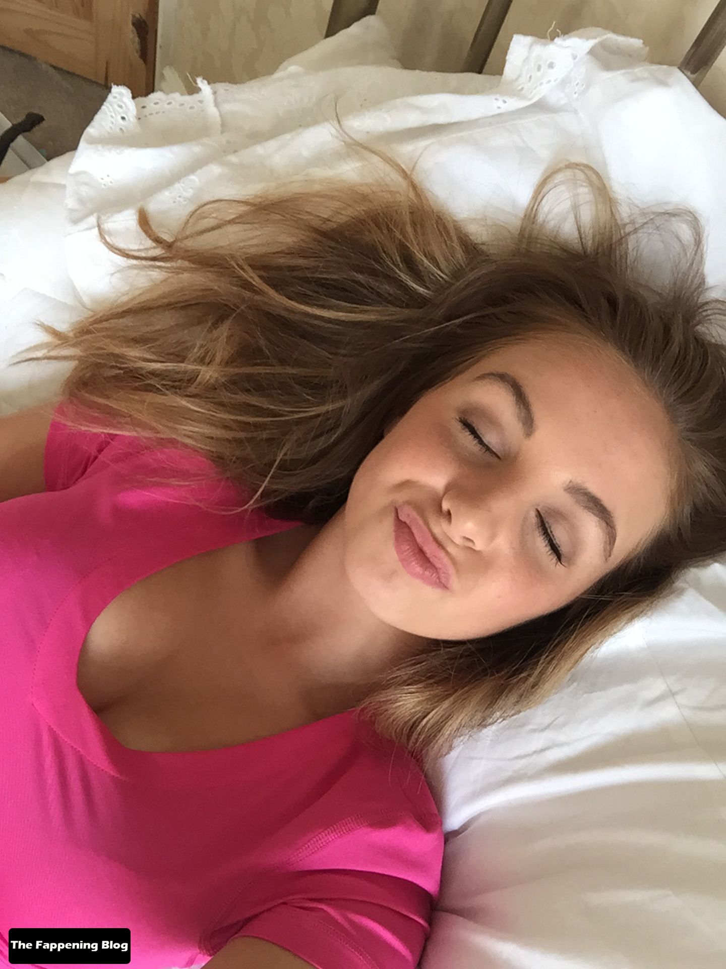 Eden Taylor Draper Nude & Sexy Leaked The Fappening 0021