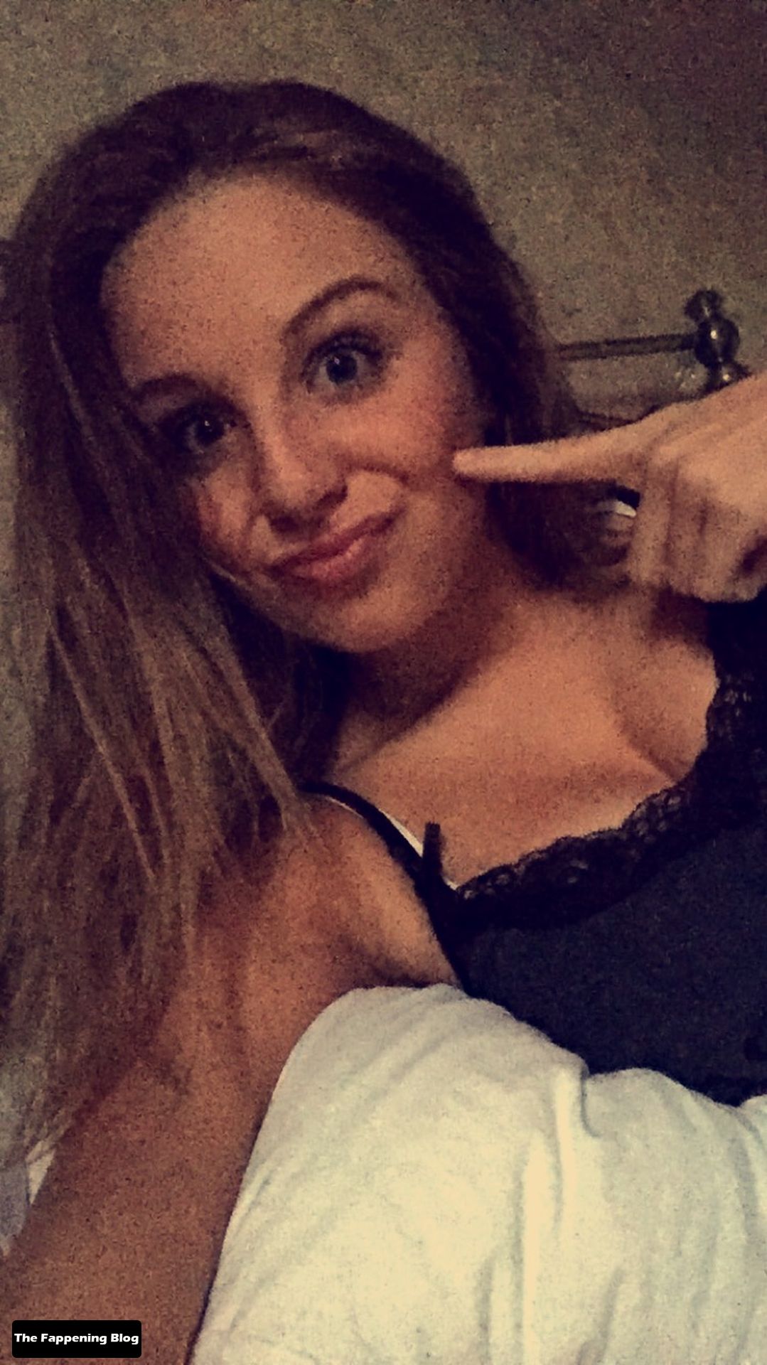 Eden Taylor Draper Nude & Sexy Leaked The Fappening 0028