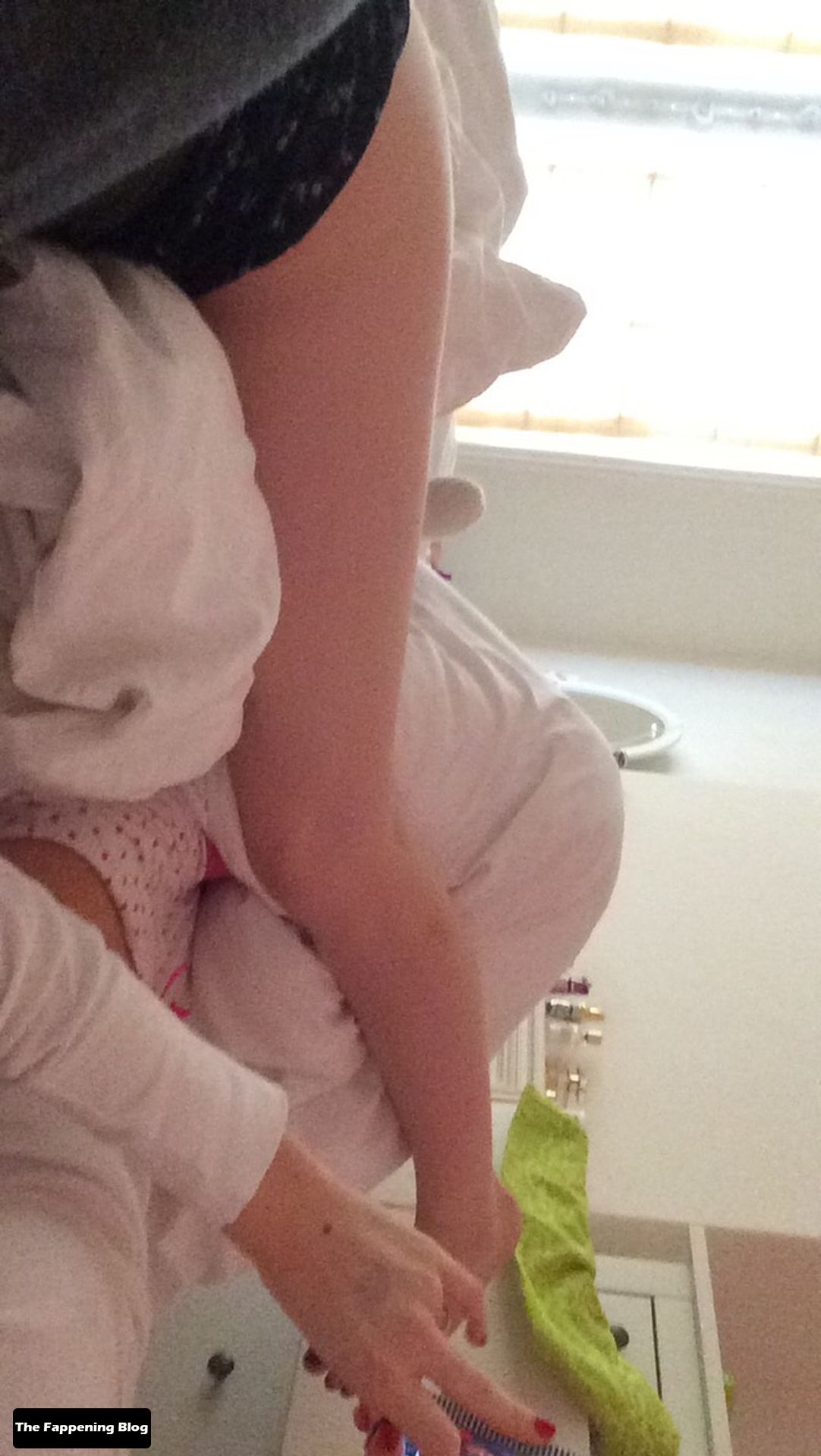 Eden Taylor Draper Nude & Sexy Leaked The Fappening 0038