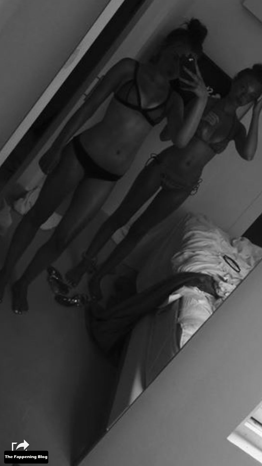 Eden Taylor Draper Nude & Sexy Leaked The Fappening 0054