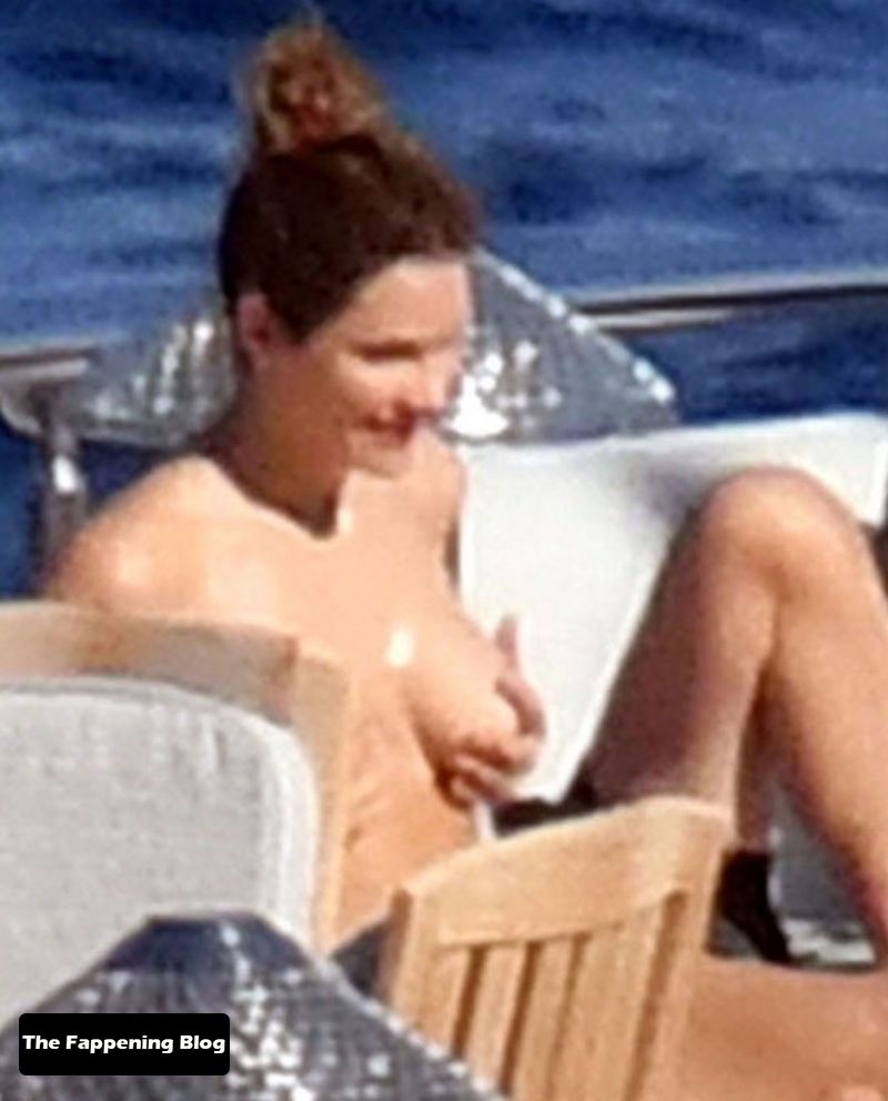 Katharine Mcphee Nude Leaked The Fappening, Topless & Sexy Collection 0016