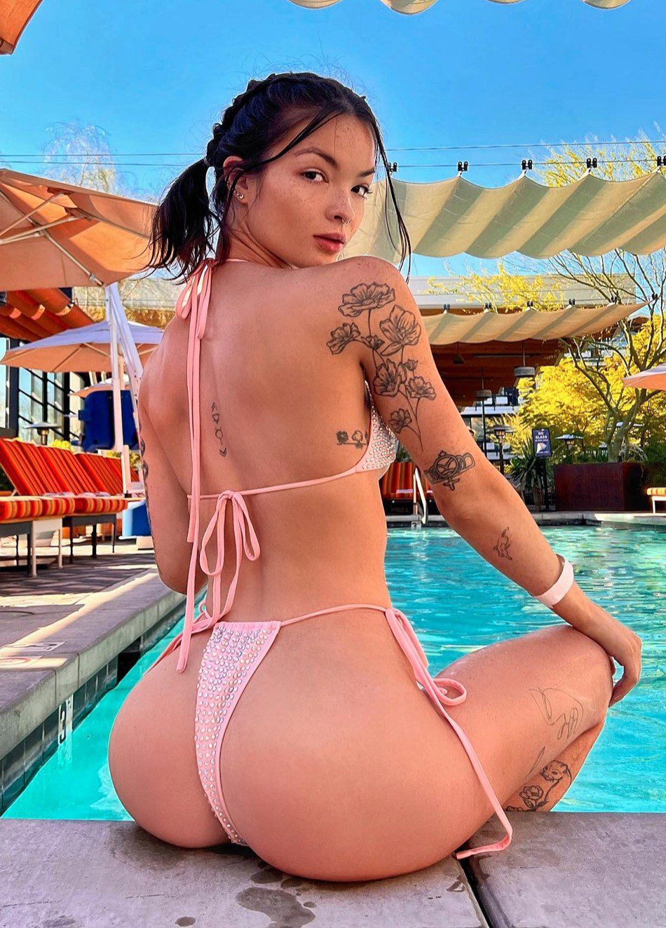 Courtney Cowles, Courtneyaugust , Theaugustangel (14)