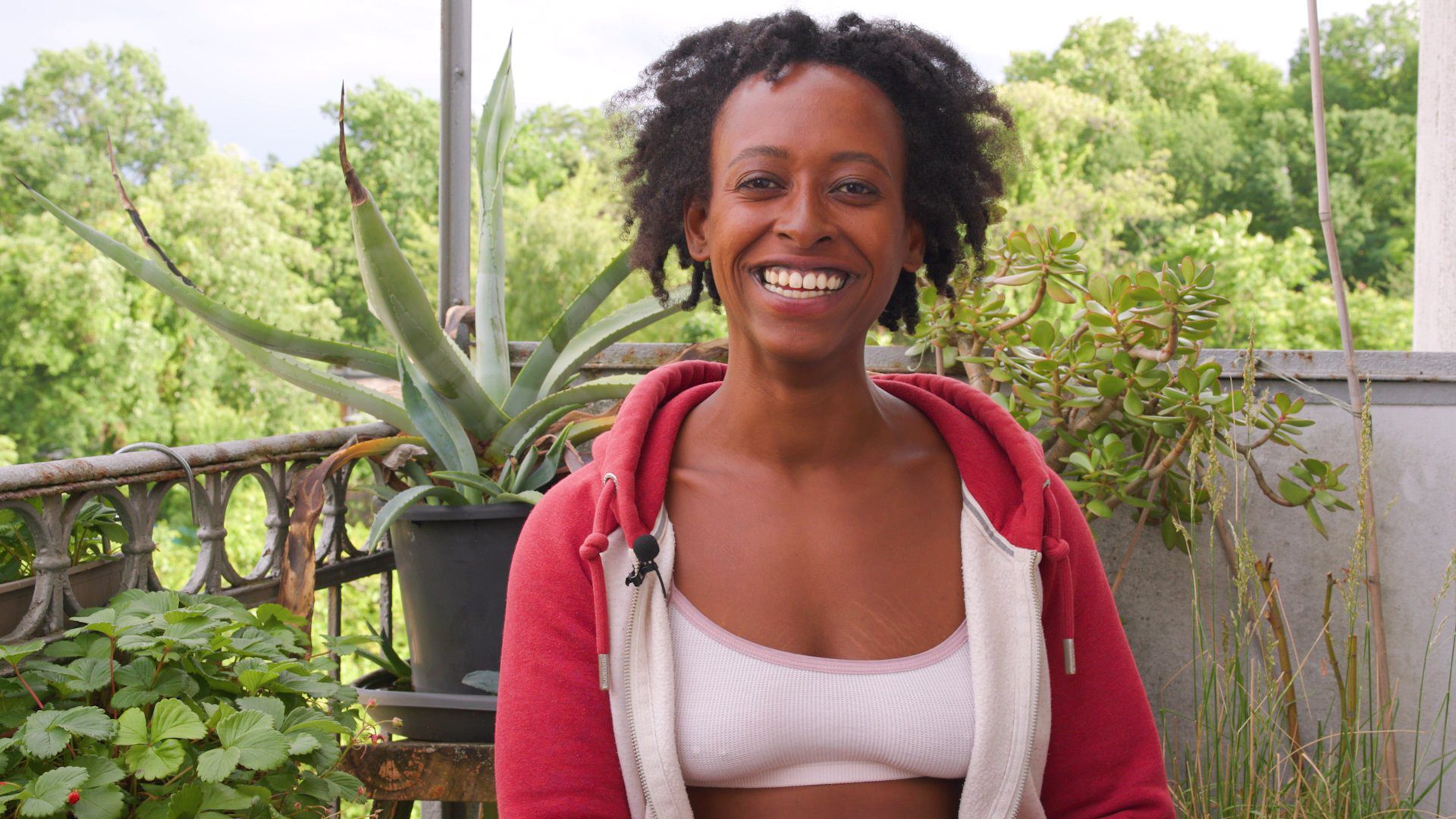 Ersties Destini The Girl Behind The Performance