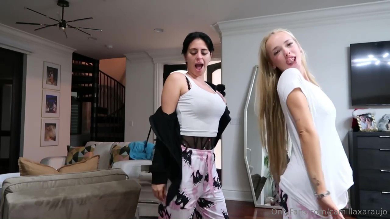 Camilla Araujo Striptease With Julia Filippo Video Leaked